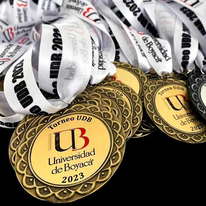 medallas doradas de centro