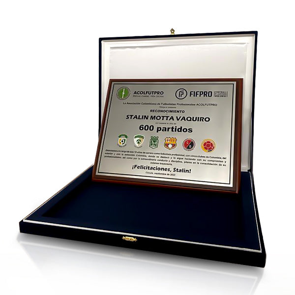 placa de homenaje con estuche en pana