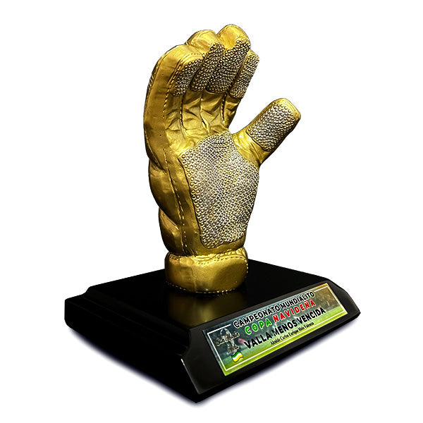 trofeo guante de futbol en resina 